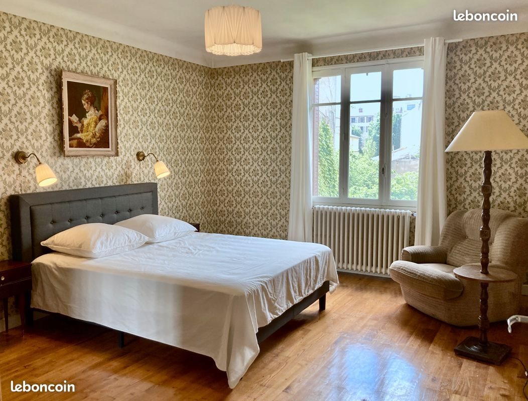 Appartement à louer, 90m², Millau