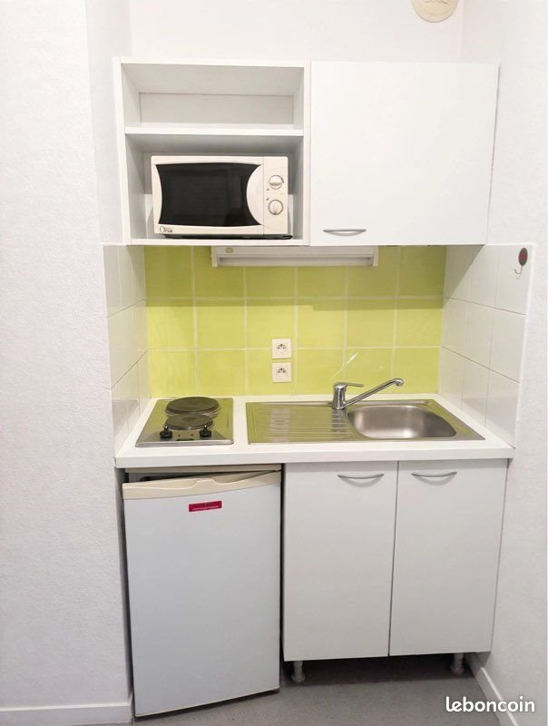 Appartement à louer, 18m², Nîmes