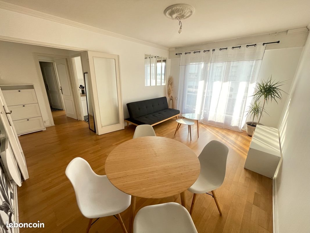 Appartement à louer, 43m², Talence