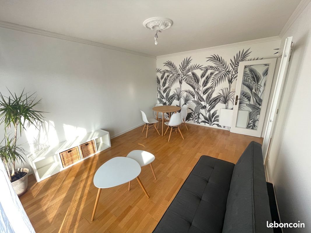 Appartement à louer, 43m², Talence