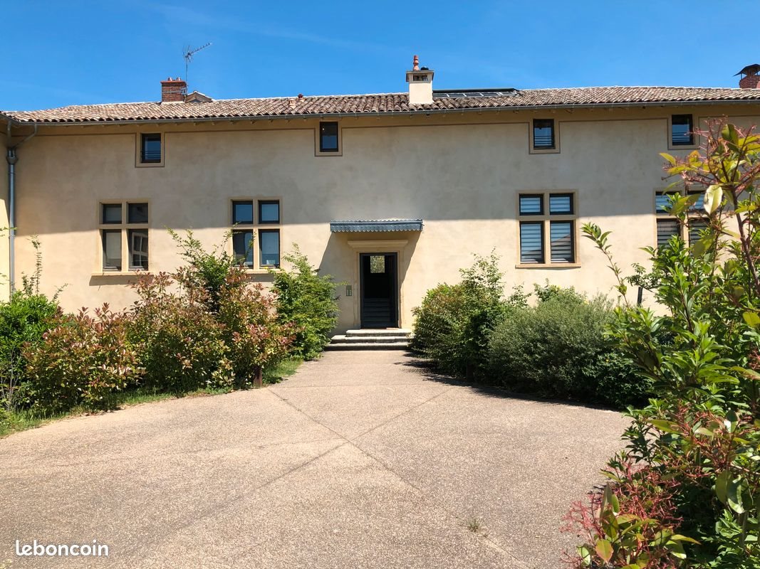 Appartement à louer, 60m², Millery