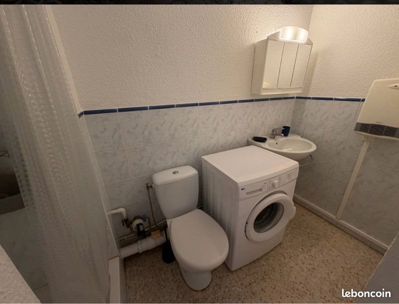 Appartement à louer, 35m², Marseille 8ème