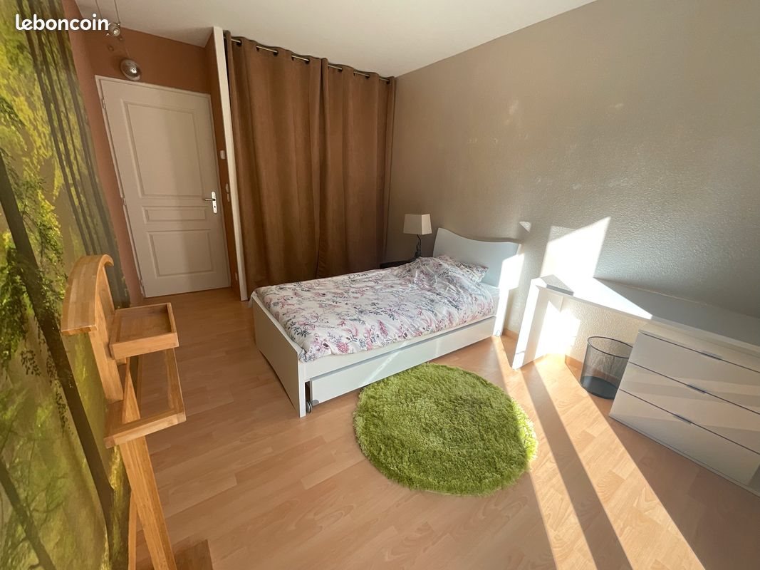 Appartement à louer, 71m², Cessy
