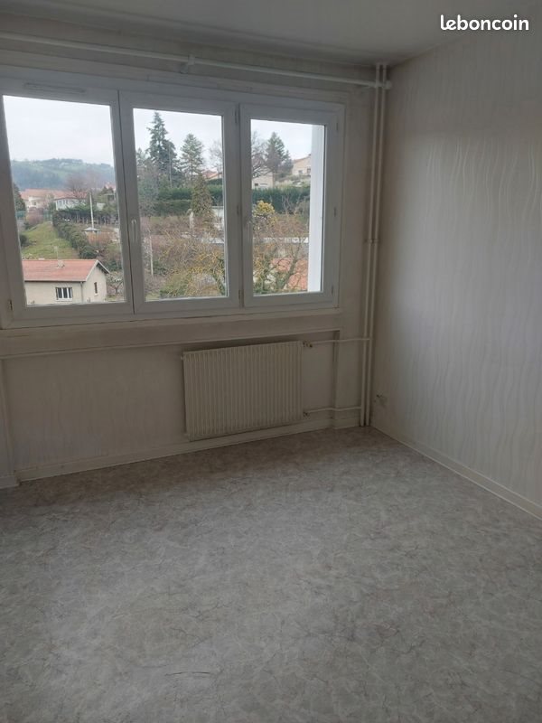 Appartement à louer, 47m², Unieux