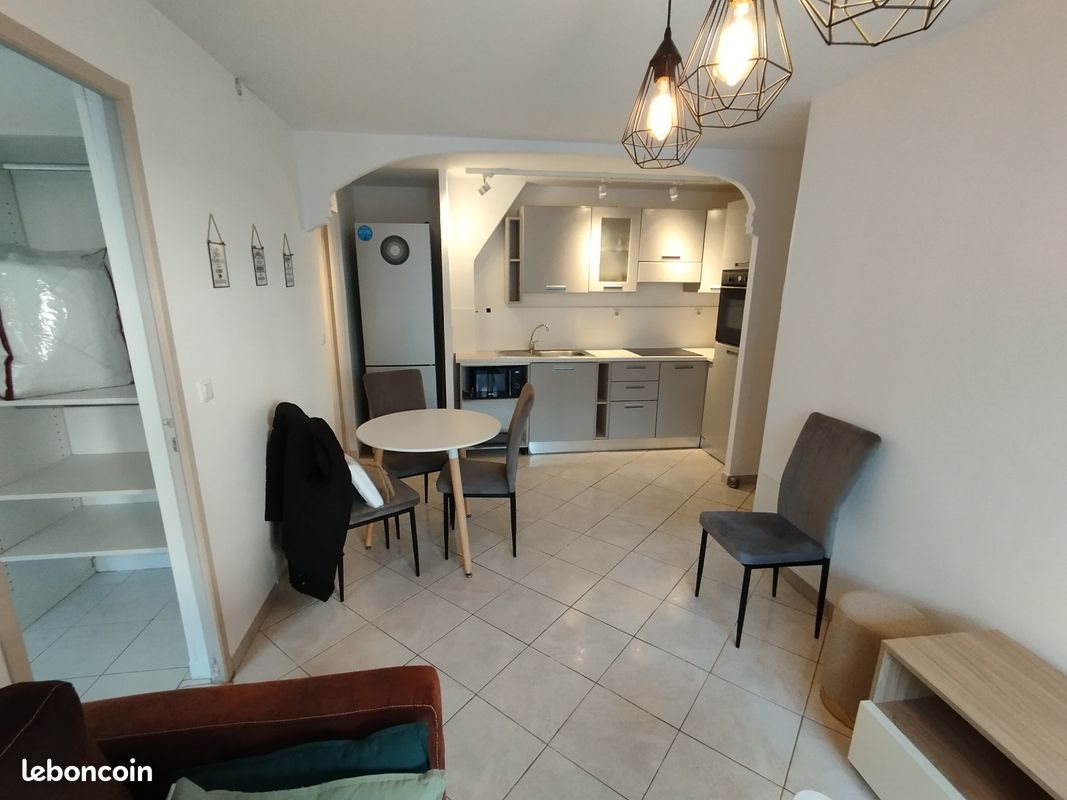 Appartement à louer, 36m², Saint-Raphaël