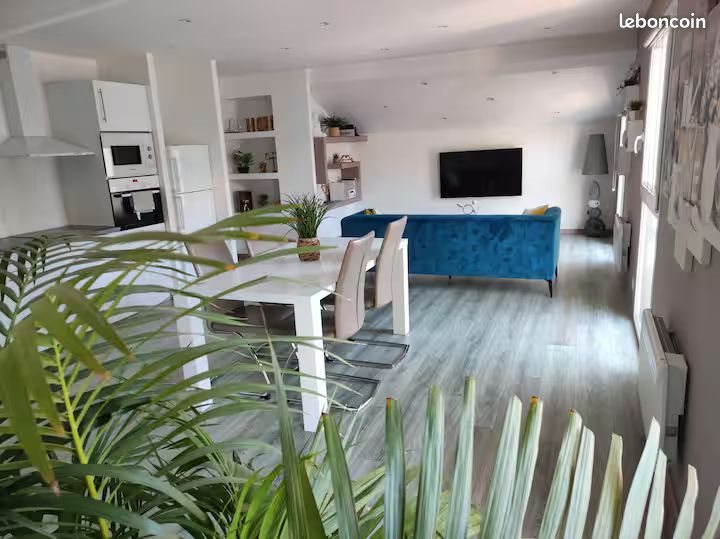 Appartement à louer, 85m², Bages