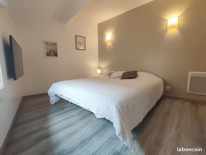 Appartement à louer, 85m², Bages