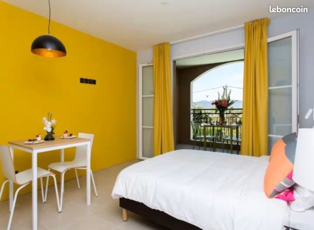 Appartement à louer, 22m², Mougins