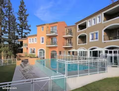 Appartement à louer, 22m², Mougins
