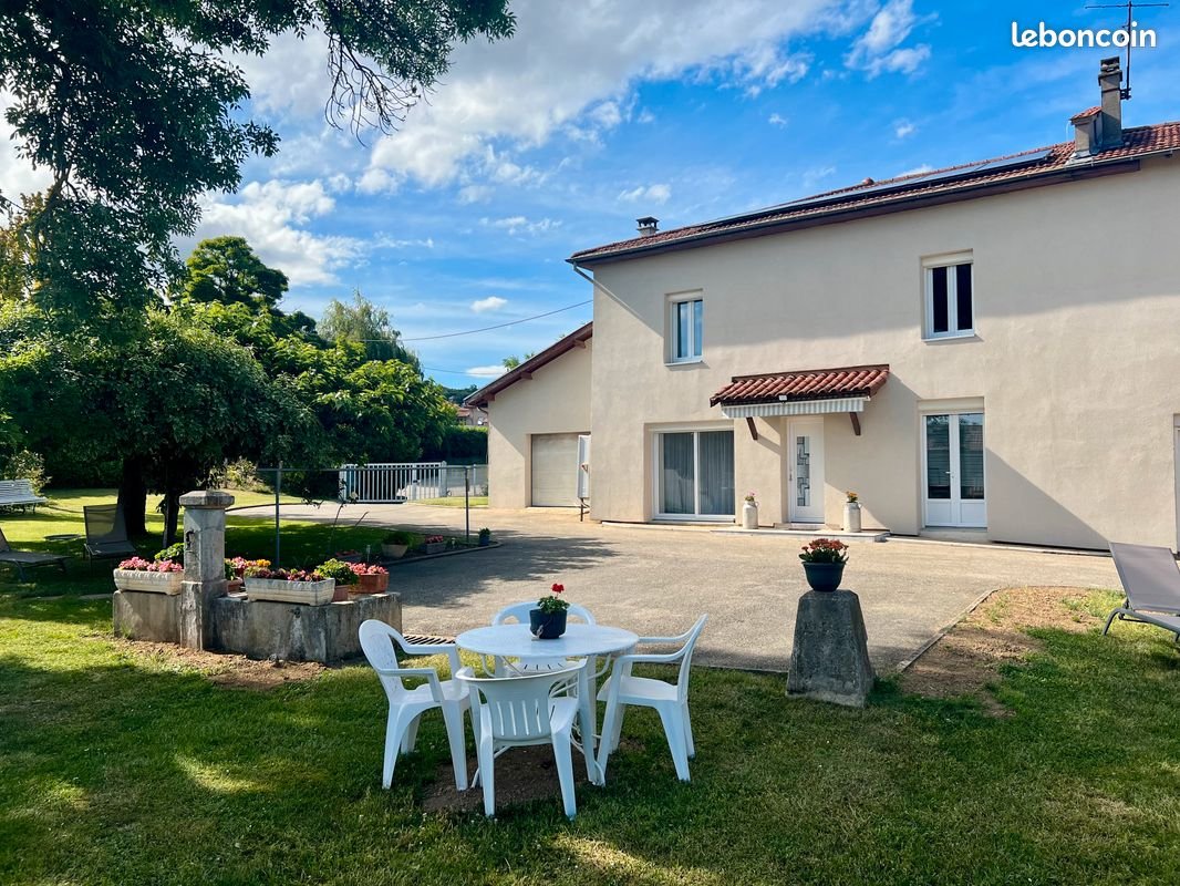 Maison à louer, 140m², Moissieu-sur-Dolon