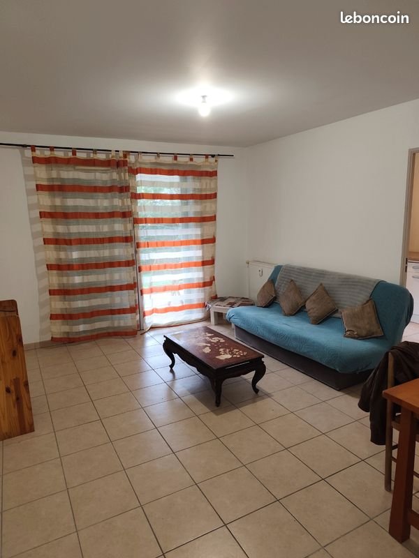 Appartement à louer, 83m², Antibes