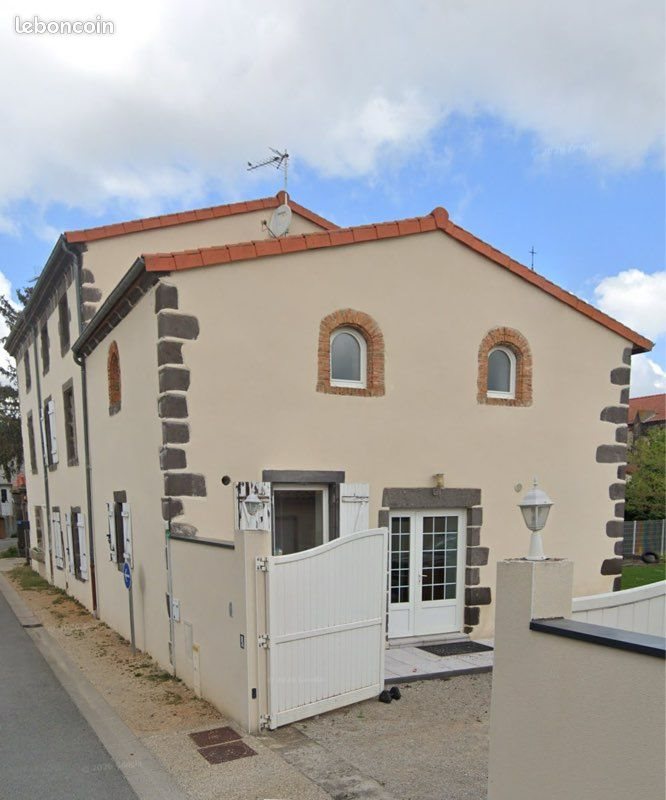Maison à louer, 220m², Malintrat