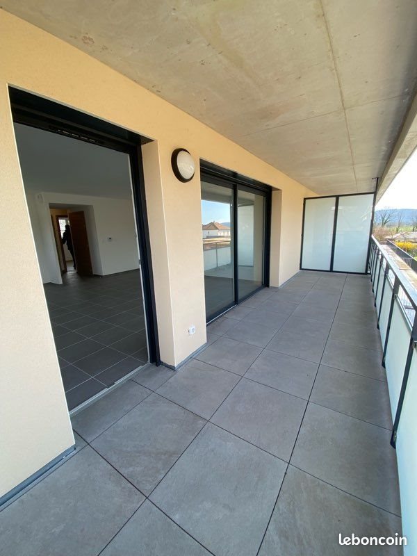 Appartement à louer, 70m², Grandfontaine