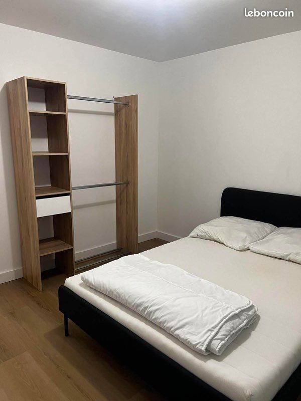 Appartement à louer, 120m², Montlieu-la-Garde