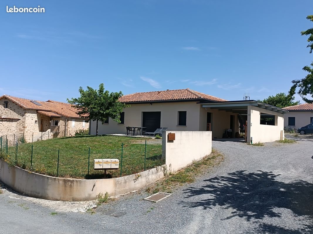 Maison à louer, 91m², Sonnac