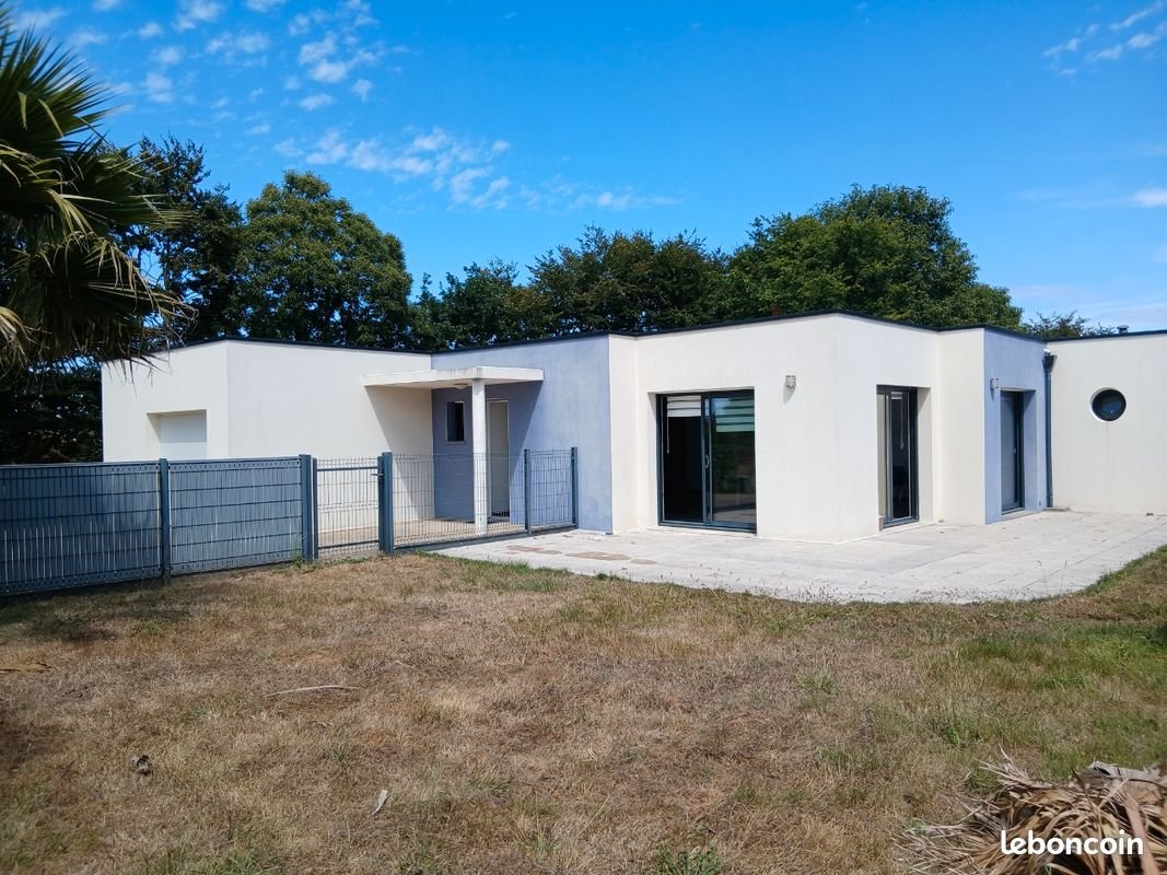 Maison à louer, 153m², Saint-Renan