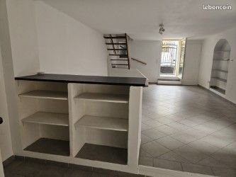 Maison à louer, 85m², Allemagne-en-Provence