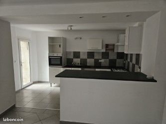 Maison à louer, 85m², Allemagne-en-Provence