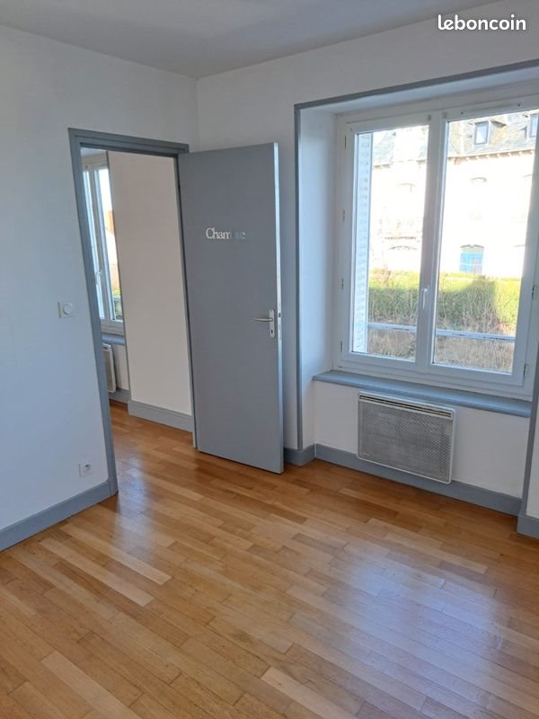 Appartement à louer, 55m², Mauriac