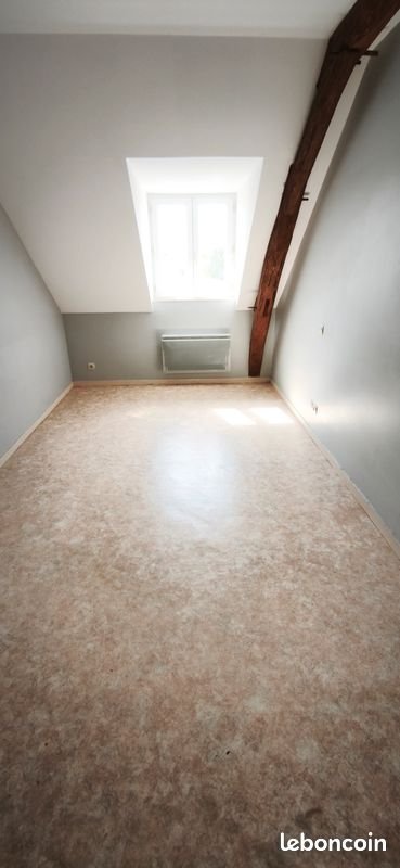 Appartement à louer, 40m², Vernantes
