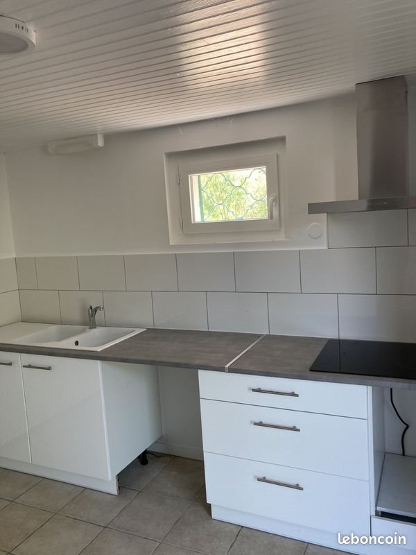 Maison à louer, 150m², Galgon