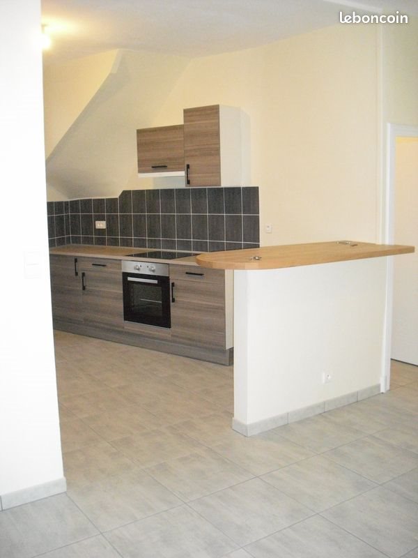 Maison à louer, 77m², Lencloître