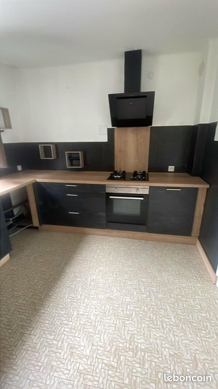 Maison à louer, 100m², Yzeures-sur-Creuse
