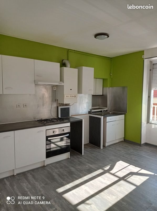 Appartement à louer, 47m², Désertines