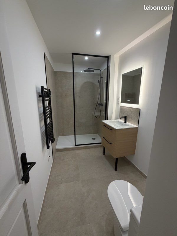 Appartement à louer, 65m², Auriol
