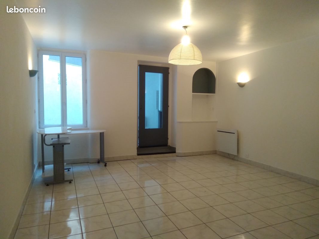 Appartement à louer, 31m², Pau