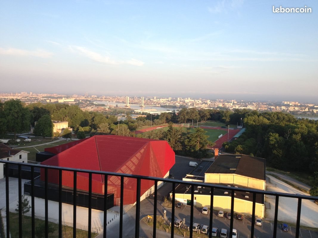 Appartement à louer, 72m², Cenon