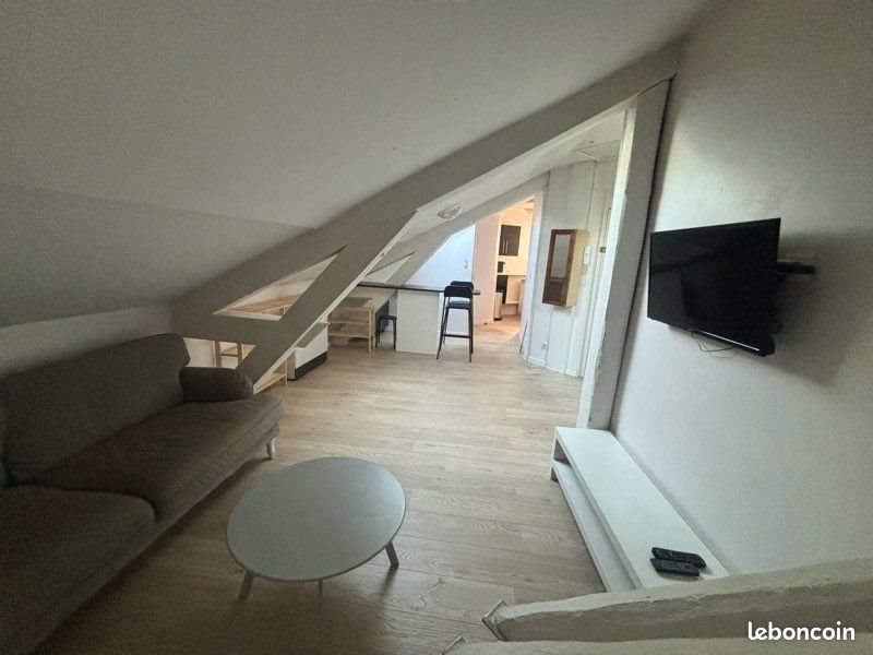 Appartement à louer, 26m², Saint-Etienne