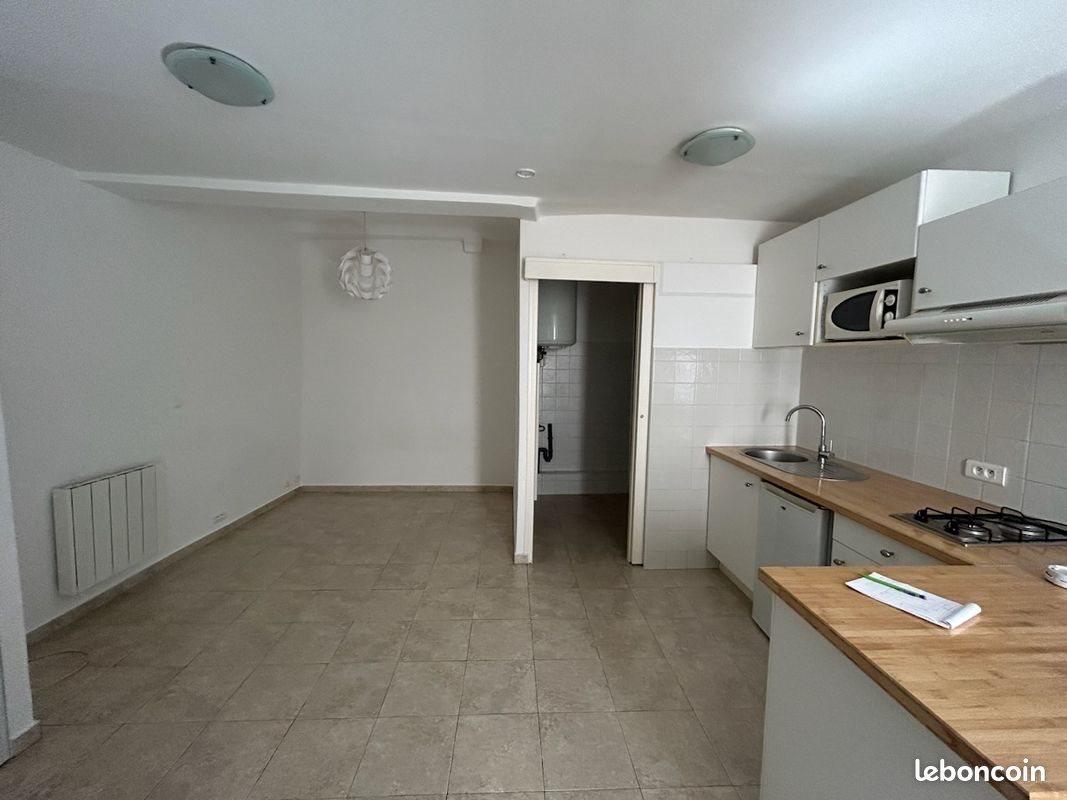 Appartement à louer, 25m², Ollioules