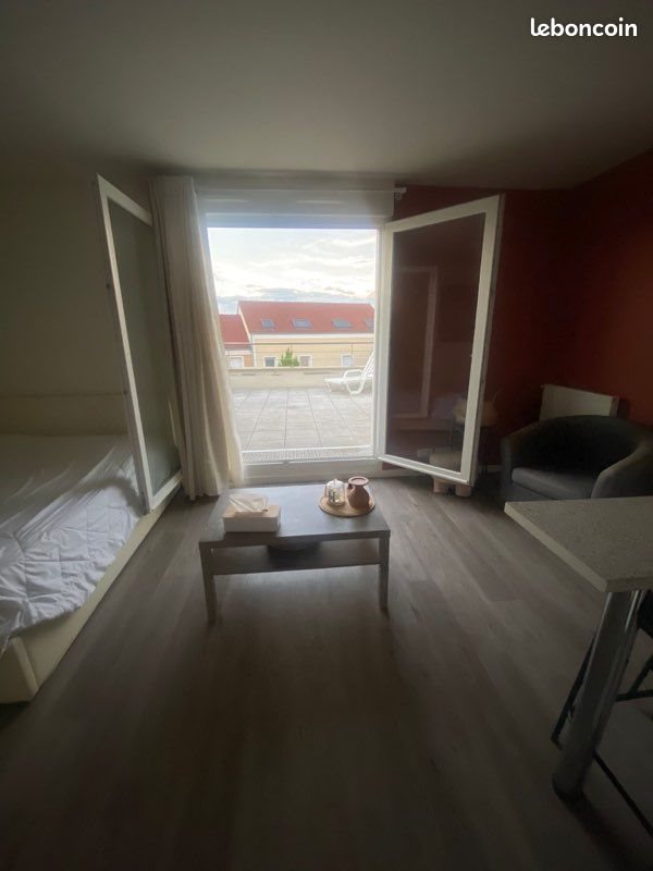 Appartement à louer, 30m², Villecresnes