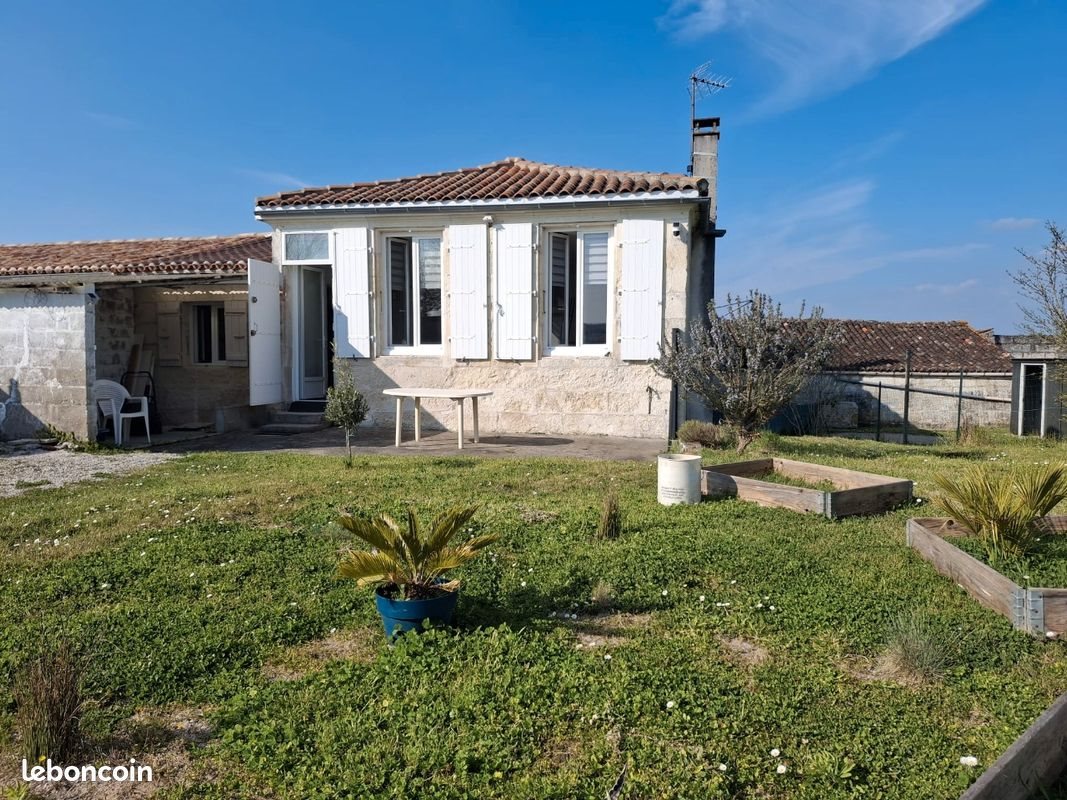 Maison à louer, 50m², Saintes