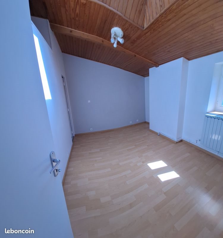 Maison à louer, 41m², Nohanent