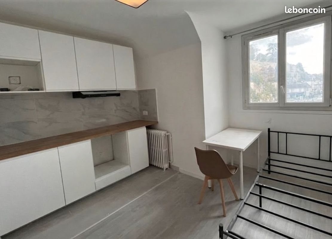 Appartement à louer, 12m², Cergy