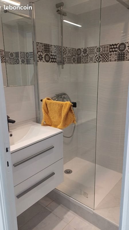 Appartement à louer, 70m², Mandelieu-la-Napoule