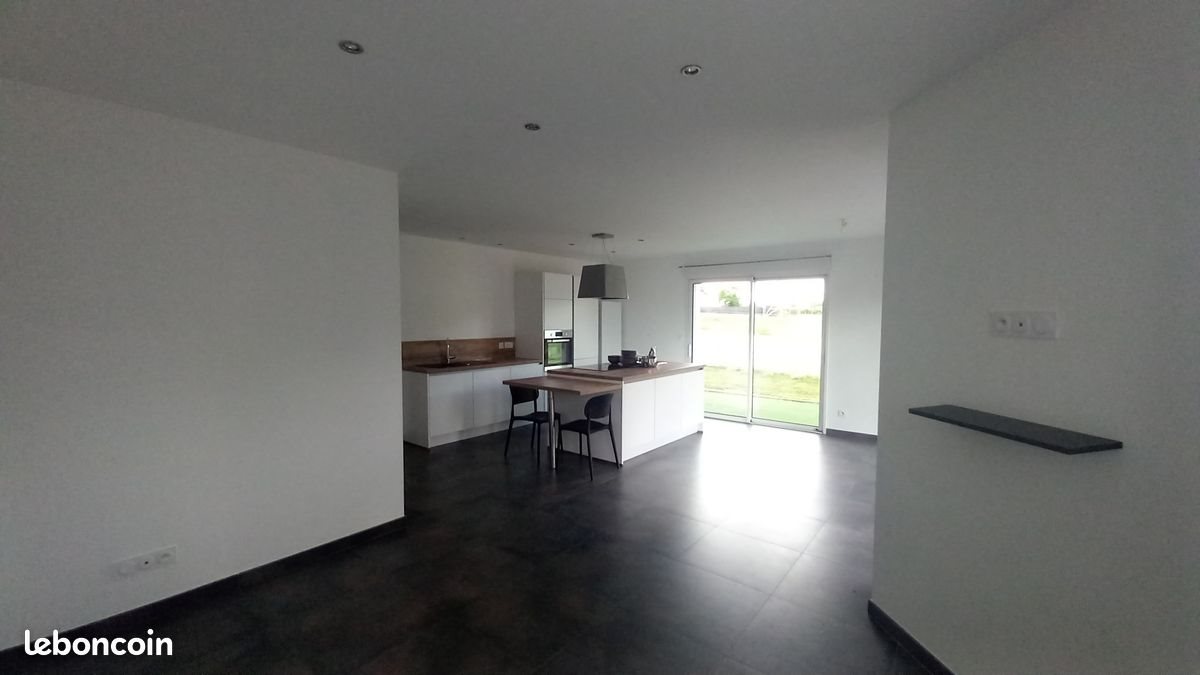 Maison à louer, 72m², Argentré