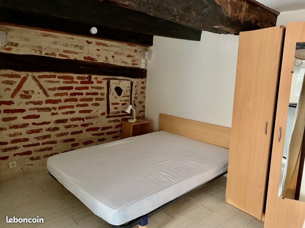 Appartement à louer, 17m², Cahors