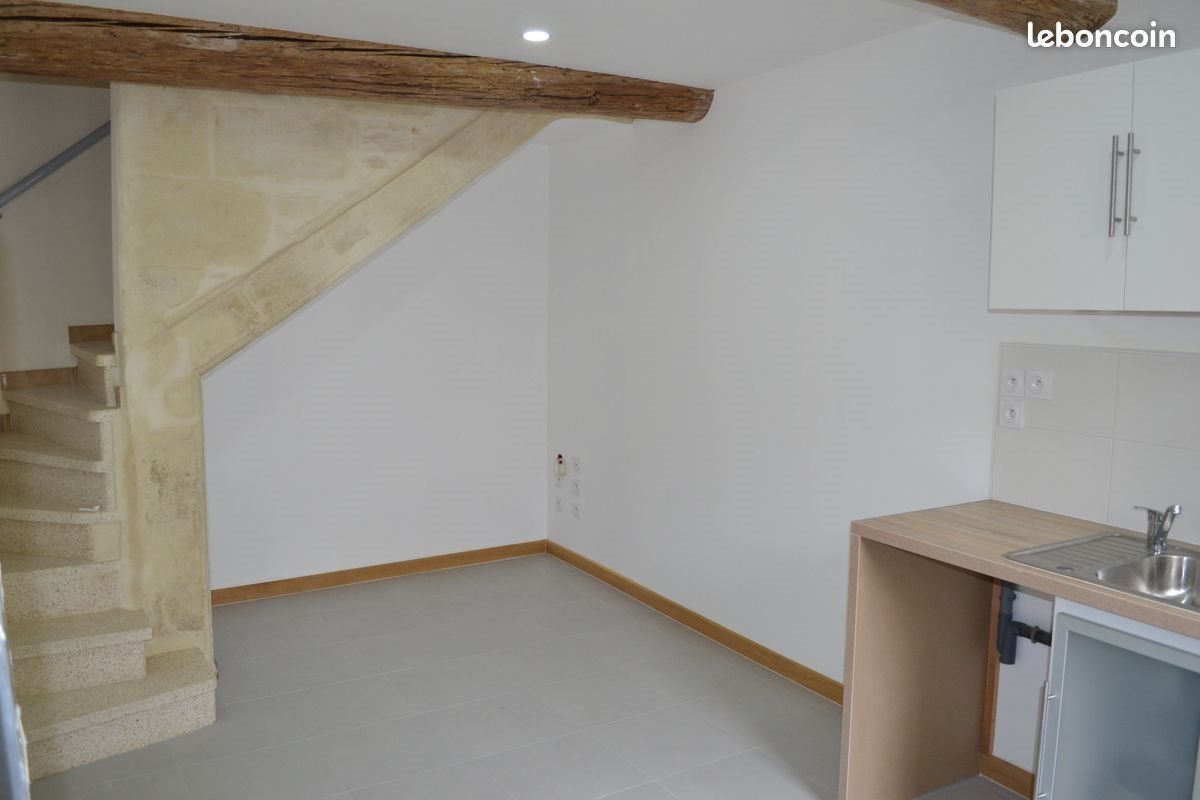 Maison à louer, 34m², Aimargues