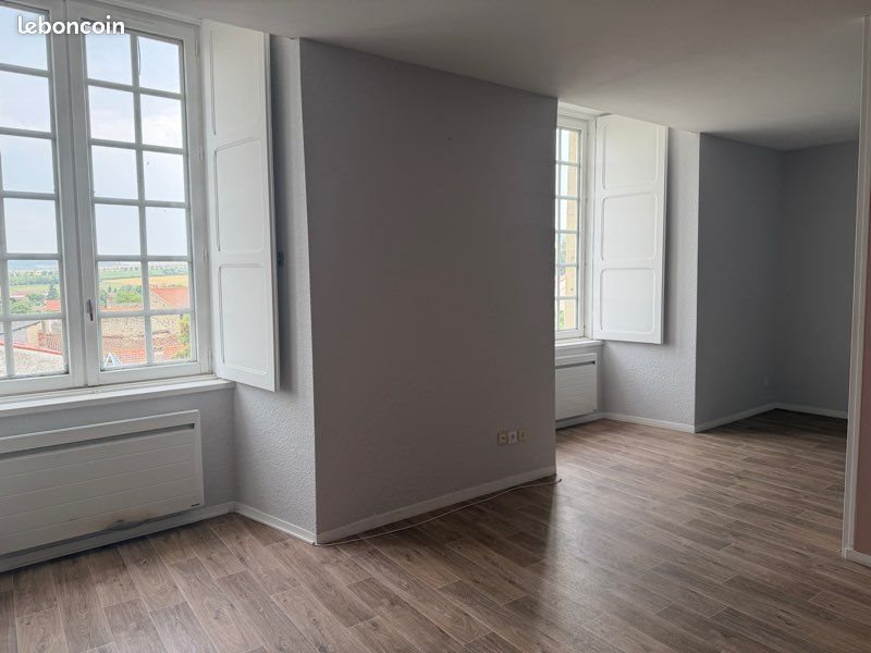 Appartement à louer, 85m², Plauzat