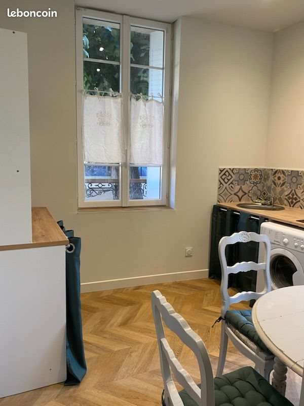 Appartement à louer, 25m², Nîmes