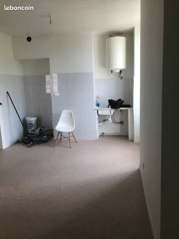 Appartement à louer, 55m², Condom