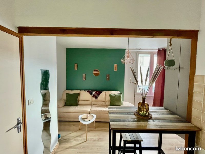 Appartement à louer, 50m², Moulins-Engilbert