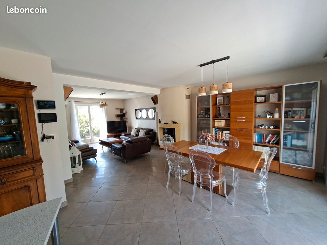 Maison à vendre, 130m², Savigny-le-Temple