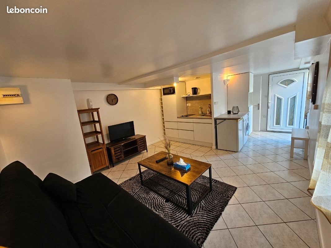 Appartement à louer, 24m², Boussy-Saint-Antoine