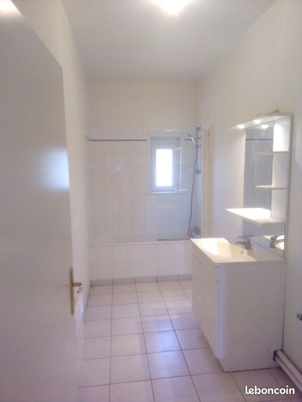 Appartement à louer, 77m², Doullens