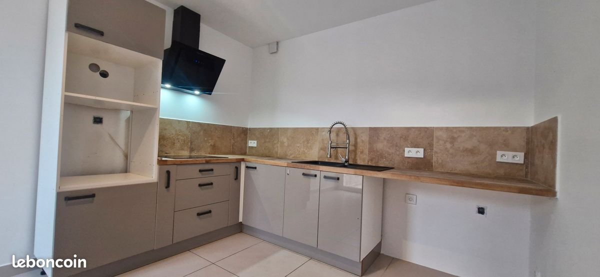 Maison à louer, 85m², Plan-d'Orgon
