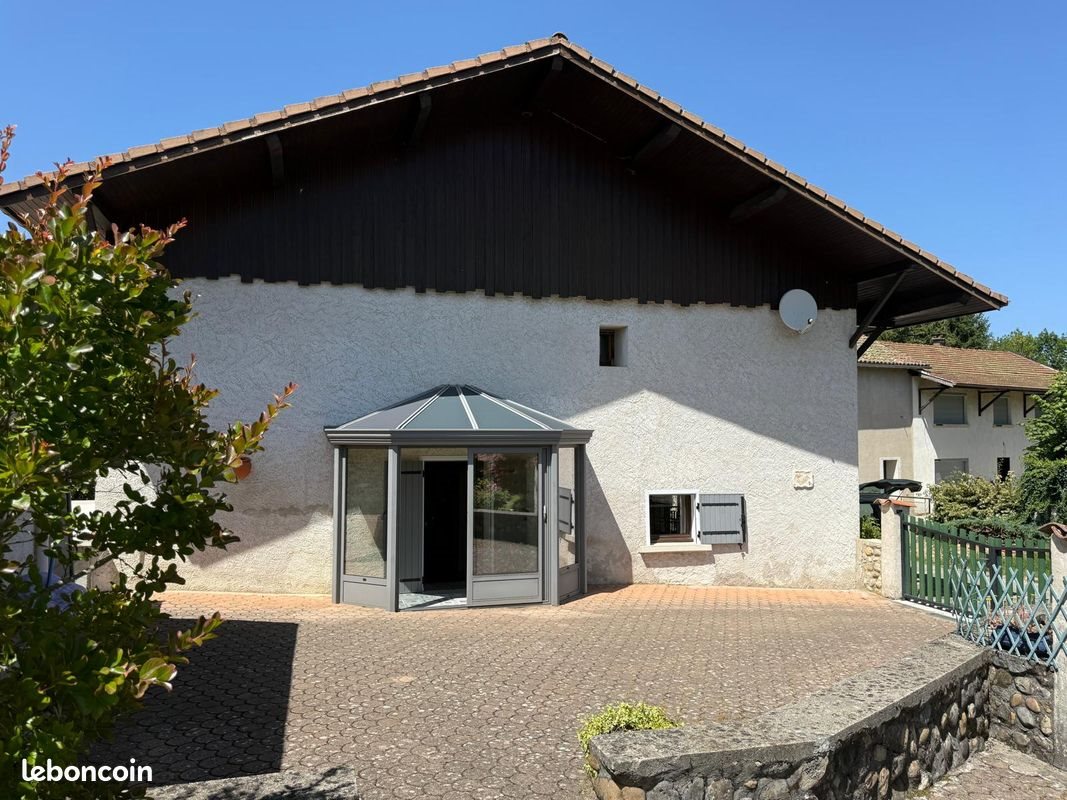 Maison à vendre, 180m², Saint-Geoire-en-Valdaine